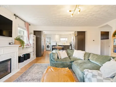 8522 N Saint Louis Avenue Portland OR 97203