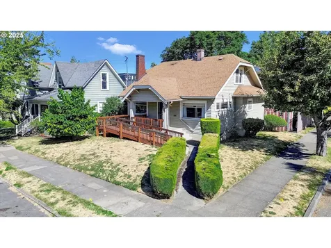 705 N Shaver Street Portland OR 97227