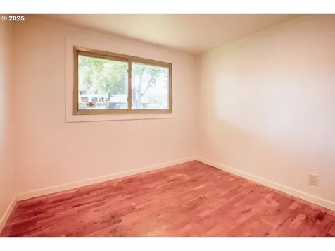 1197 W 18th Place Eugene OR 97402