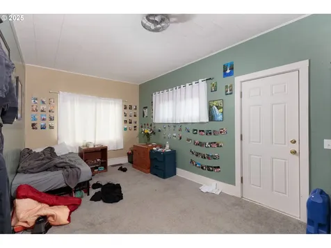 1802 Belmont Avenue Hood River OR 97031