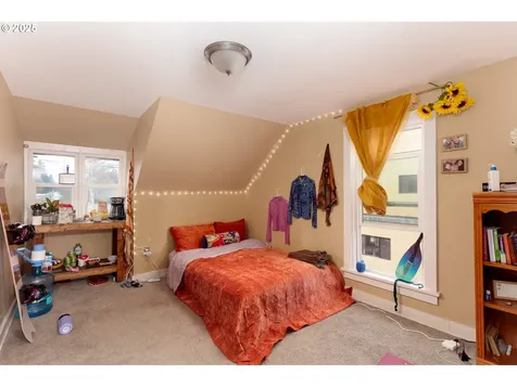 1802 Belmont Avenue Hood River OR 97031