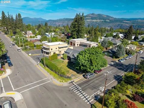 1802 Belmont Avenue Hood River OR 97031