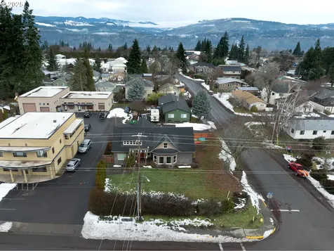 1802 Belmont Avenue Hood River OR 97031