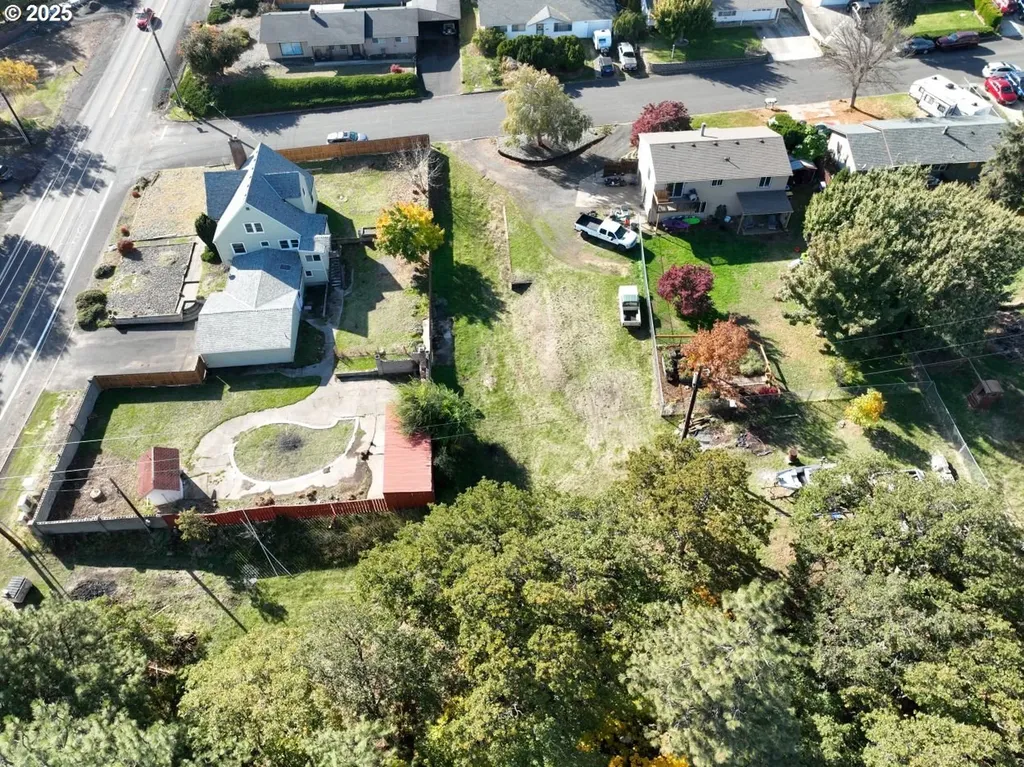 4233 Chenoweth Road The Dalles OR 97058