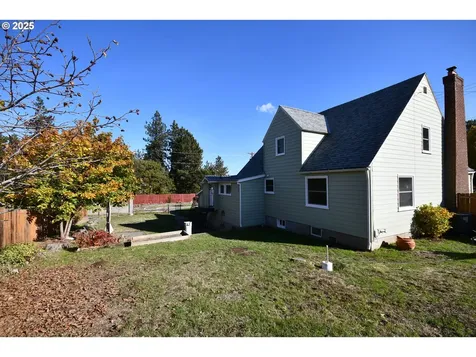 4233 Chenoweth Road The Dalles OR 97058