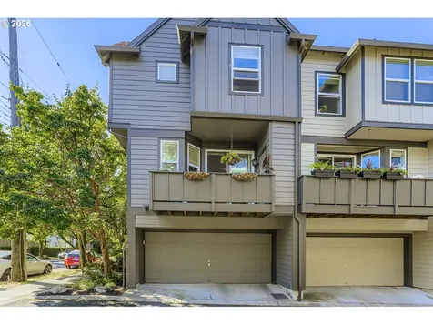 8805 SE 13th Avenue Portland OR 97202