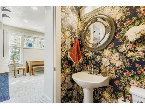 8805 SE 13th Avenue Portland OR 97202