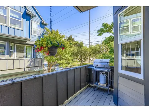 8805 SE 13th Avenue Portland OR 97202