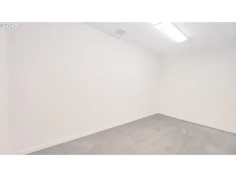 8827 SE Division Street Portland OR 97266