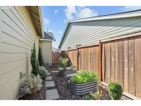 3571 SW 31st Street Gresham OR 97080