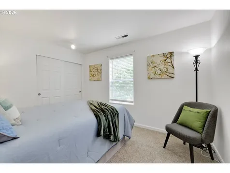 5584 NE Caddis Drive Hillsboro OR 97124