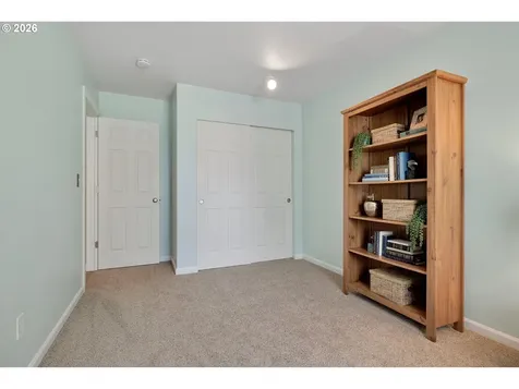 5584 NE Caddis Drive Hillsboro OR 97124