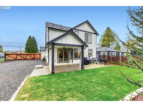 16496 Front Avenue Oregon City OR 97045