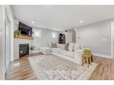 16496 Front Avenue Oregon City OR 97045
