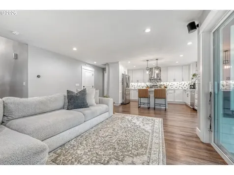16496 Front Avenue Oregon City OR 97045