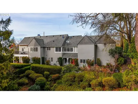 6500 SE Scott Drive Portland OR 97215