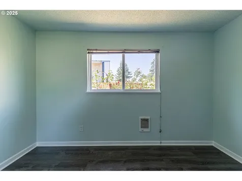 6331 SE 83rd Avenue Portland OR 97266