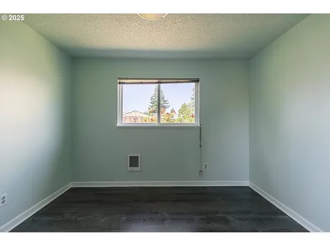 6331 SE 83rd Avenue Portland OR 97266