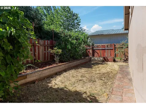 6331 SE 83rd Avenue Portland OR 97266
