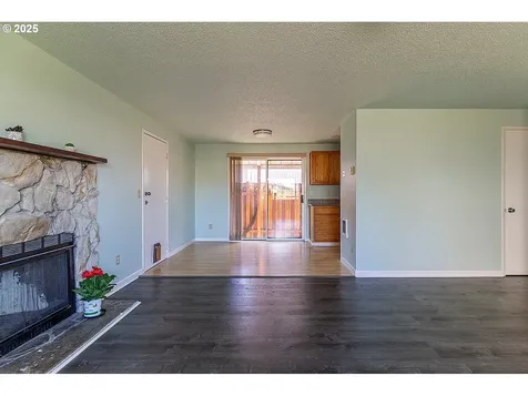 6331 SE 83rd Avenue Portland OR 97266