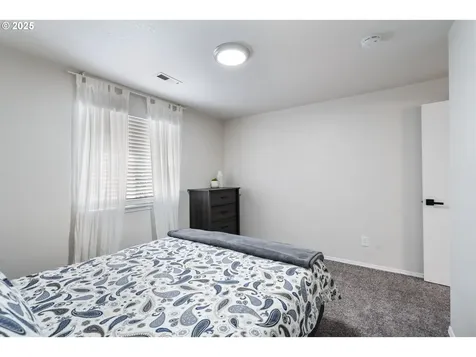 2111 SW 5th Street Battle Ground WA 98604