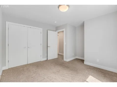 3014 SW Iowa Street Portland OR 97239