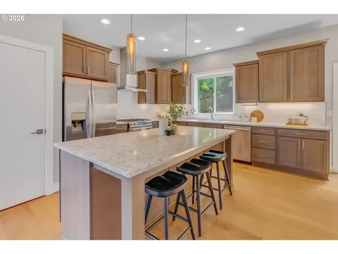 3014 SW Iowa Street Portland OR 97239
