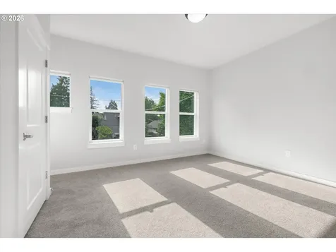 8778 N Newman Avenue Portland OR 97203