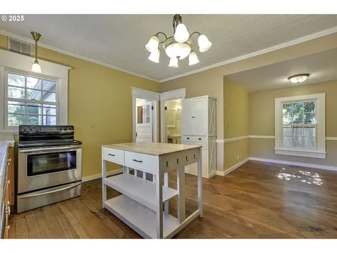 2117 A Street Forest Grove OR 97116