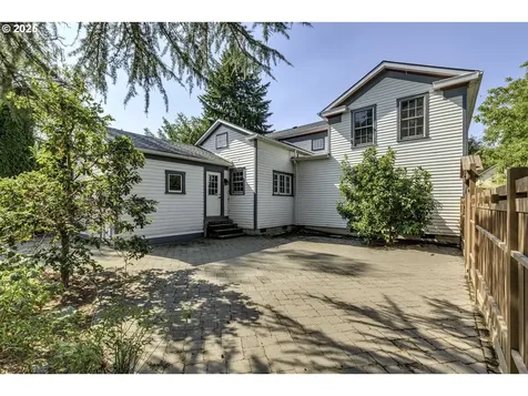 2117 A Street Forest Grove OR 97116