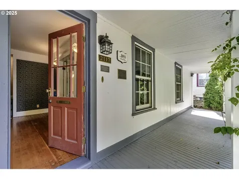 2117 A Street Forest Grove OR 97116