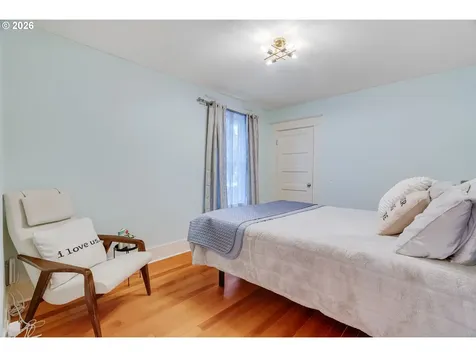 2534 SE 32nd Avenue Portland OR 97202