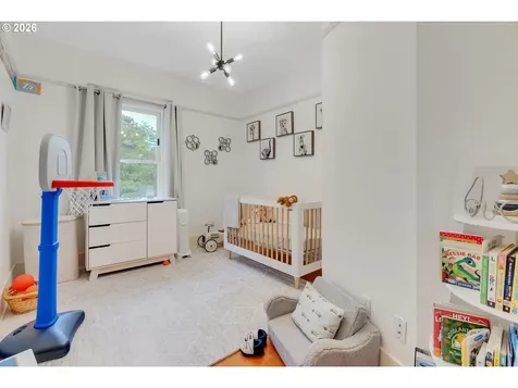 2534 SE 32nd Avenue Portland OR 97202