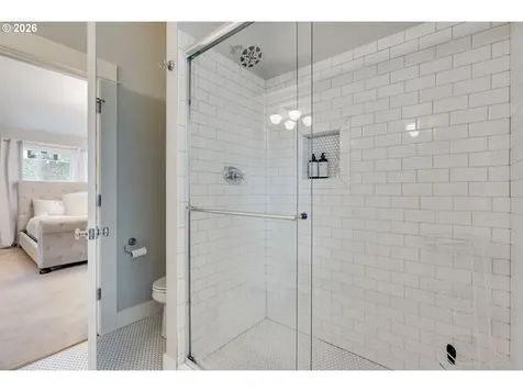 2534 SE 32nd Avenue Portland OR 97202