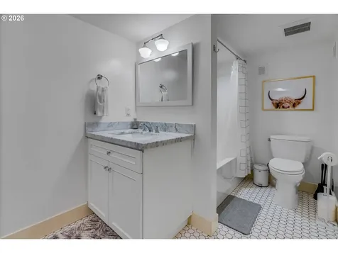 2534 SE 32nd Avenue Portland OR 97202