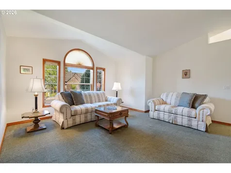 14213 NW 28th Place Vancouver WA 98685