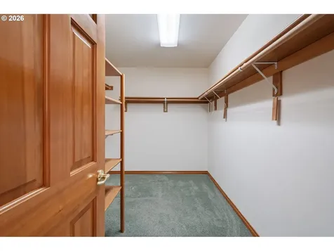 14213 NW 28th Place Vancouver WA 98685