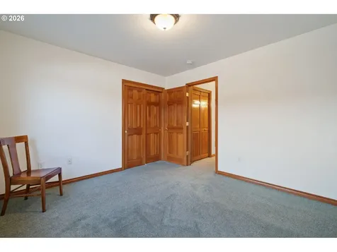 14213 NW 28th Place Vancouver WA 98685
