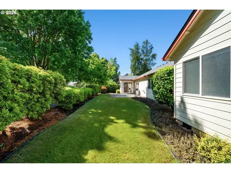 14213 NW 28th Place Vancouver WA 98685