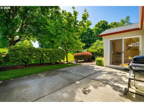 14213 NW 28th Place Vancouver WA 98685