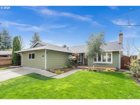 2565 SW 211th Court Beaverton OR 97003