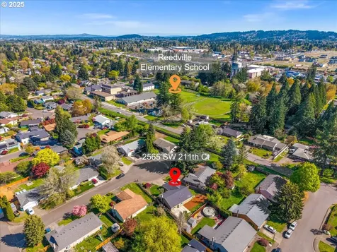 2565 SW 211th Court Beaverton OR 97003