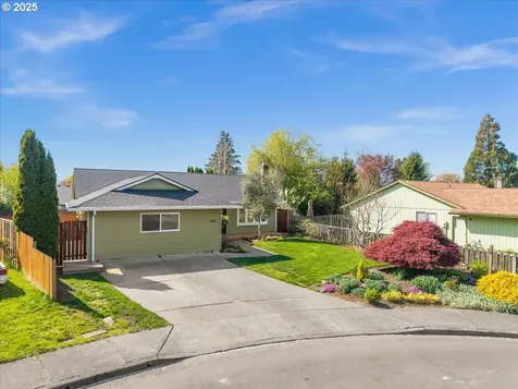 2565 SW 211th Court Beaverton OR 97003
