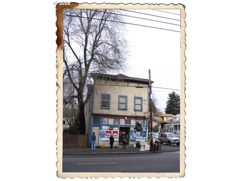 3039 SE Stark Street Portland OR 97214