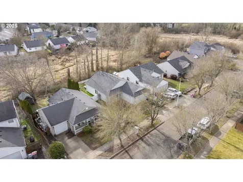 1680 SW Creekside Lane Mcminnville OR 97128