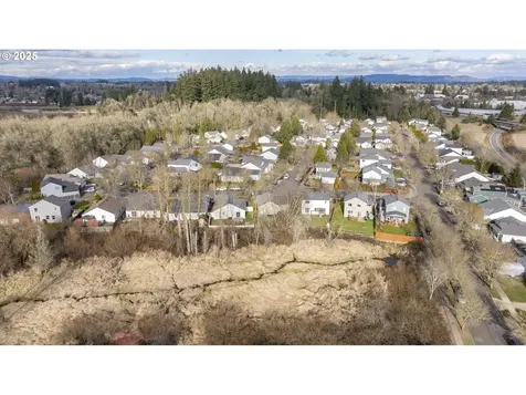 1680 SW Creekside Lane Mcminnville OR 97128