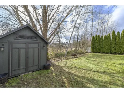 1680 SW Creekside Lane Mcminnville OR 97128