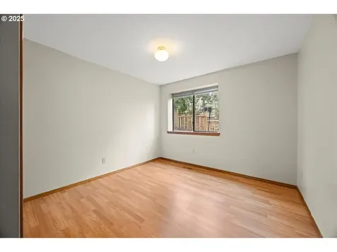 10450 SW Lancaster Road Portland OR 97219