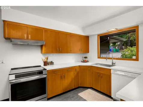 12349 SE Knapp Street Portland OR 97236