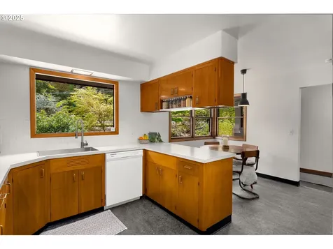 12349 SE Knapp Street Portland OR 97236